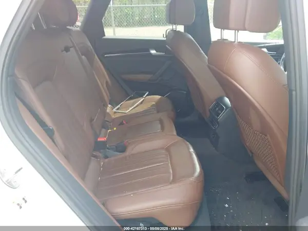 WA1BNAFY7J2211340 2018 AUDI Q5 - Image 8