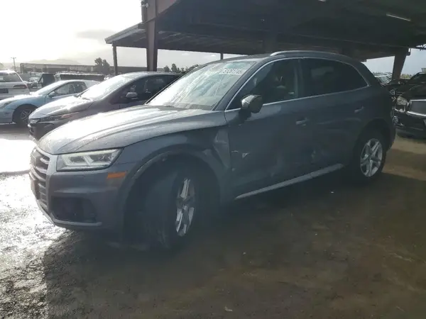 WA1BNAFY7J2227246 2018 AUDI Q5 - Image 1