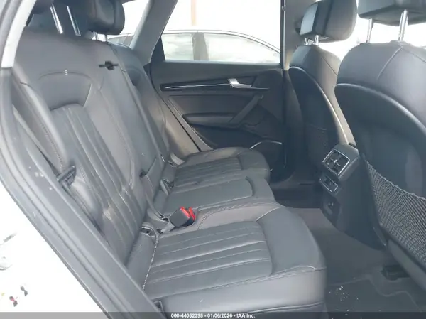WA1BNAFY7J2228249 2018 AUDI Q5 - Image 8