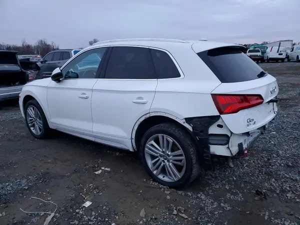 WA1BNAFY7J2231880 2018 AUDI Q5 - Image 2