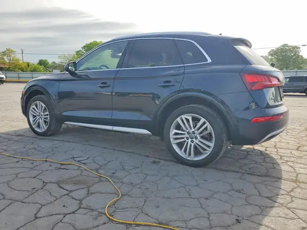 WA1BNAFY7J2235525 2018 AUDI Q5 - Image 2