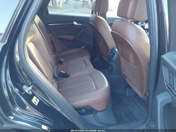 WA1BNAFY7J2238084 2018 AUDI Q5 - Image 8
