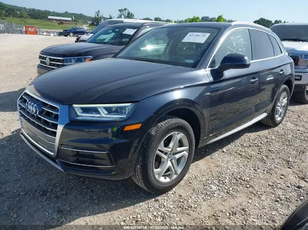 WA1BNAFY7J2239977 2018 AUDI Q5 - Image 2