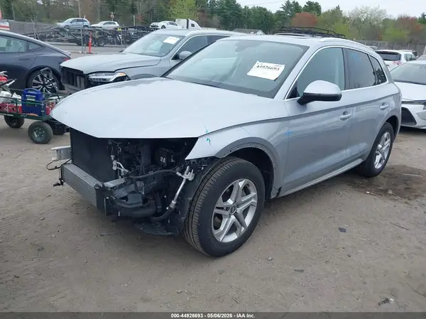 WA1BNAFY7J2245553 2018 AUDI Q5 - Image 2