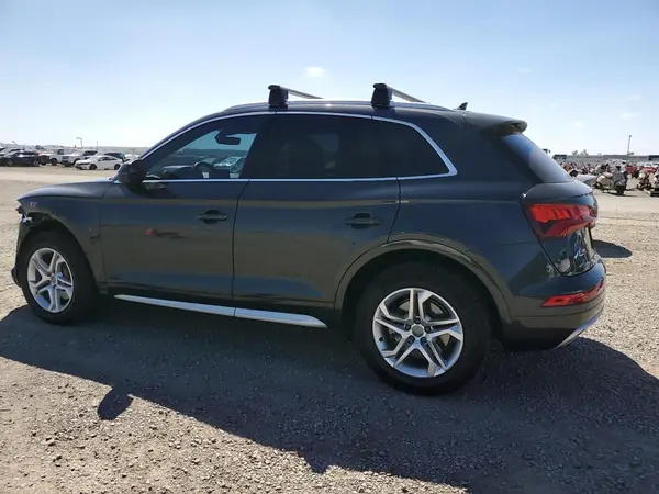 WA1BNAFY7J2247271 2018 AUDI Q5 - Image 2