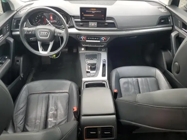 WA1BNAFY7K2022740 2019 AUDI Q5 - Image 8