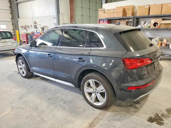 WA1BNAFY7K2023192 2019 AUDI Q5 - Image 2