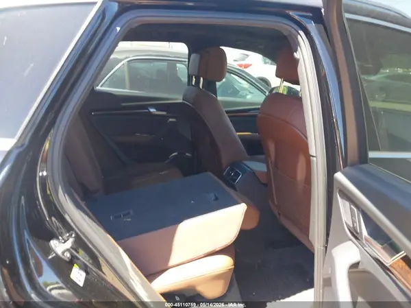 WA1BNAFY7K2023452 2019 AUDI Q5 - Image 8