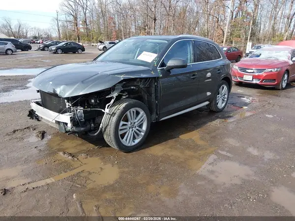 WA1BNAFY7K2029140 2019 AUDI Q5 - Image 2