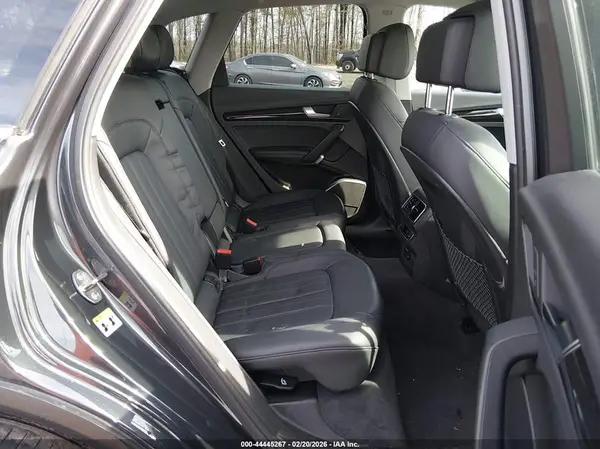 WA1BNAFY7K2029140 2019 AUDI Q5 - Image 8