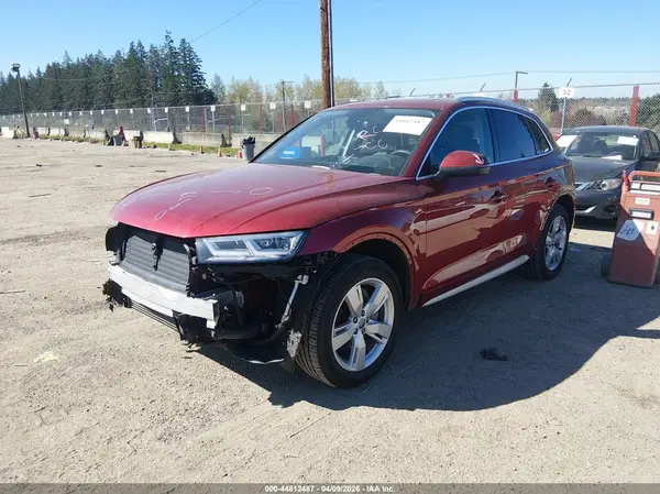 WA1BNAFY7K2029493 2019 AUDI Q5 - Image 2