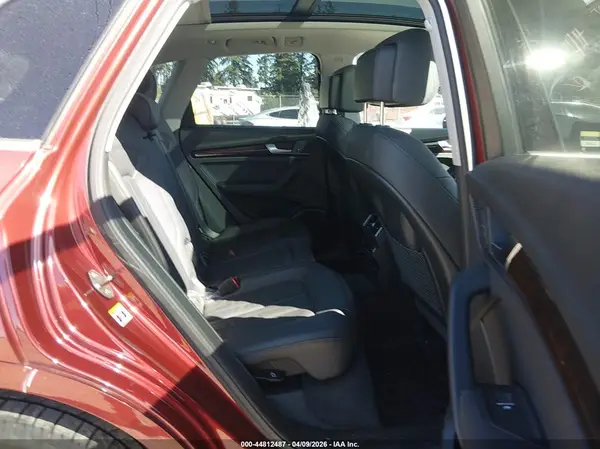 WA1BNAFY7K2029493 2019 AUDI Q5 - Image 8