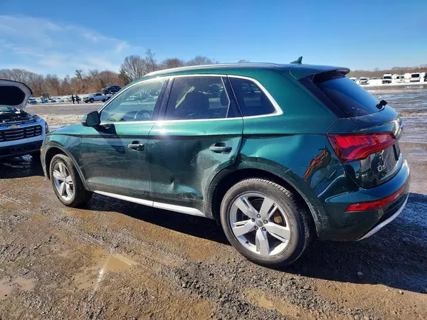 WA1BNAFY7K2030093 2019 AUDI Q5 - Image 2