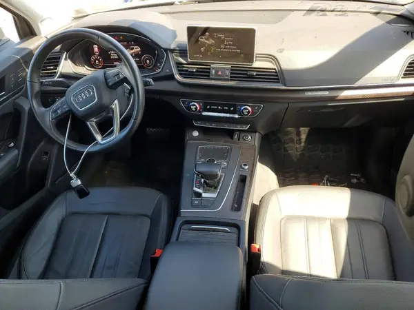 WA1BNAFY7K2039943 2019 AUDI Q5 - Image 8