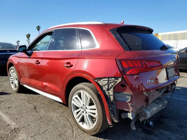 WA1BNAFY7K2041143 2019 AUDI Q5 - Image 2