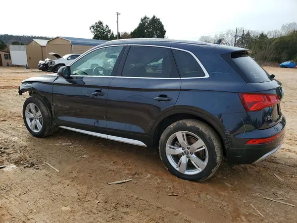 WA1BNAFY7K2041420 2019 AUDI Q5 - Image 2