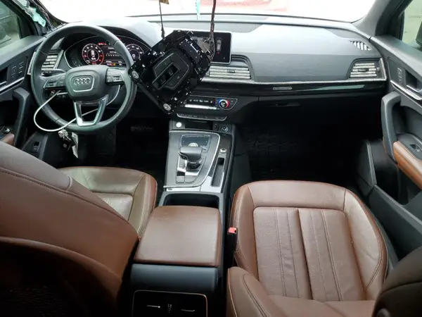 WA1BNAFY7K2045886 2019 AUDI Q5 - Image 8