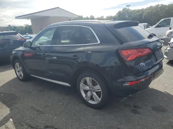 WA1BNAFY7K2047363 2019 AUDI Q5 - Image 2