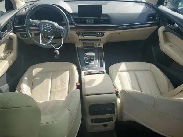 WA1BNAFY7K2047363 2019 AUDI Q5 - Image 8
