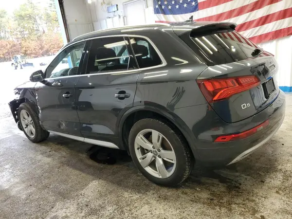 WA1BNAFY7K2048237 2019 AUDI Q5 - Image 2