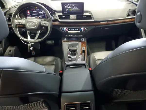 WA1BNAFY7K2048237 2019 AUDI Q5 - Image 8