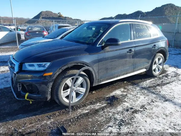 WA1BNAFY7K2048643 2019 AUDI Q5 - Image 2