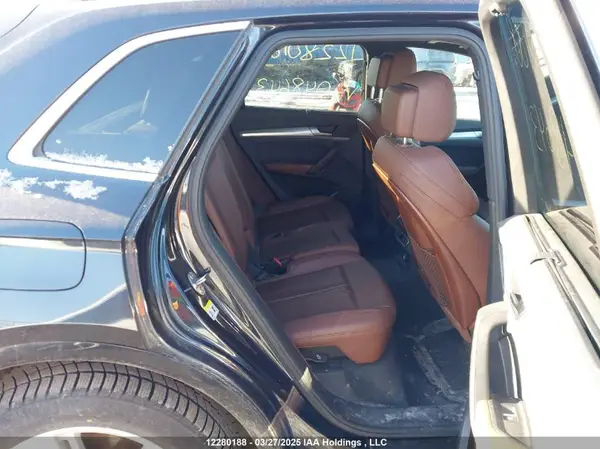 WA1BNAFY7K2048643 2019 AUDI Q5 - Image 8
