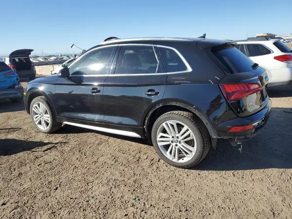 WA1BNAFY7K2052854 2019 AUDI Q5 - Image 2