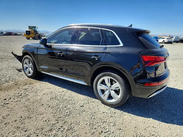 WA1BNAFY7K2062252 2019 AUDI Q5 - Image 2