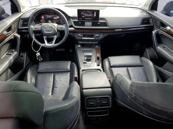 WA1BNAFY7K2068942 2019 AUDI Q5 - Image 8
