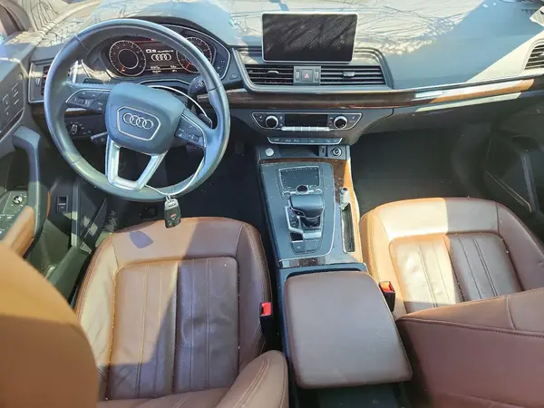 WA1BNAFY7K2073753 2019 AUDI Q5 - Image 8