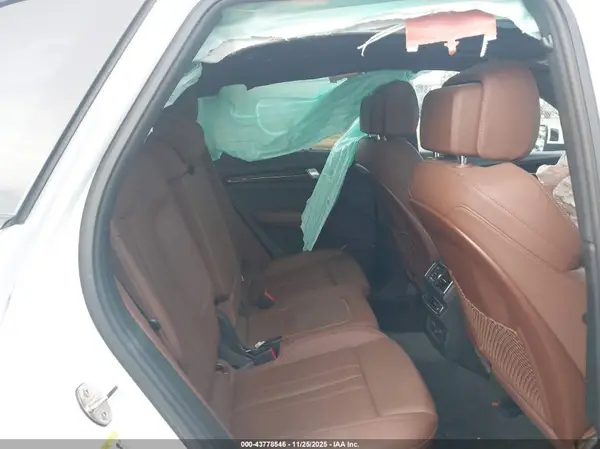 WA1BNAFY7K2076393 2019 AUDI Q5 - Image 8