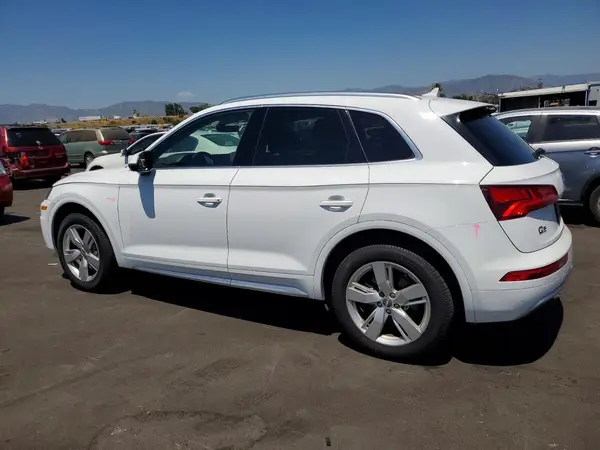 WA1BNAFY7K2081898 2019 AUDI Q5 - Image 2