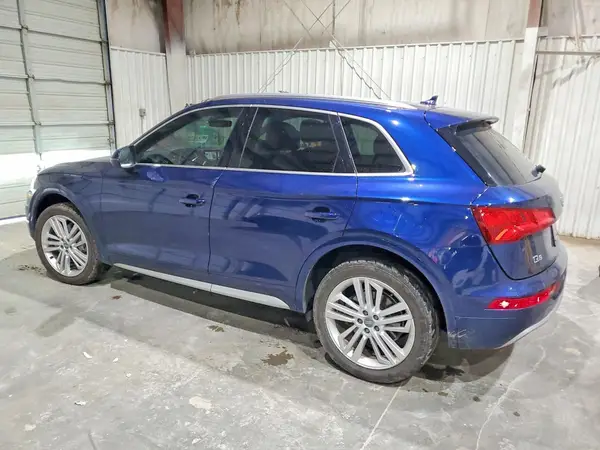 WA1BNAFY7K2087202 2019 AUDI Q5 - Image 2
