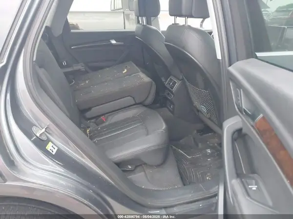 WA1BNAFY7K2094294 2019 AUDI Q5 - Image 8