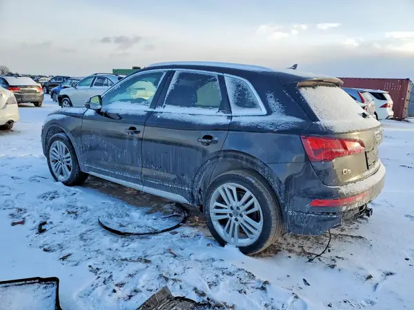 WA1BNAFY7K2100126 2019 AUDI Q5 - Image 2
