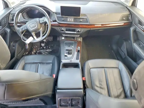 WA1BNAFY7K2100126 2019 AUDI Q5 - Image 8