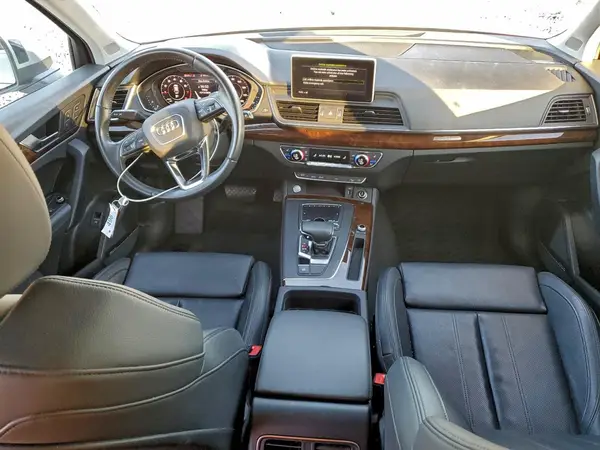 WA1BNAFY7K2101261 2019 AUDI Q5 - Image 8