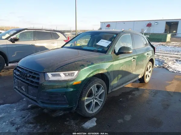 WA1BNAFY7K2101633 2019 AUDI Q5 - Image 2