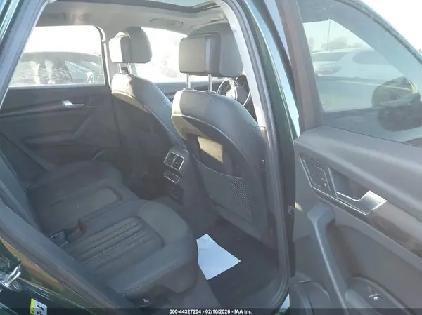 WA1BNAFY7K2101633 2019 AUDI Q5 - Image 8