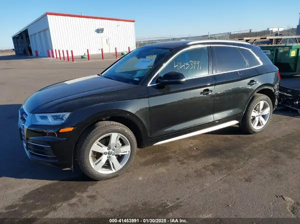 WA1BNAFY7K2107397 2019 AUDI Q5 - Image 2