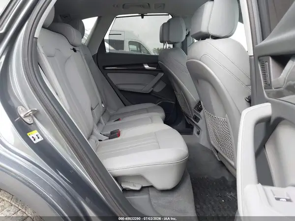 WA1BNAFY7K2107853 2019 AUDI Q5 - Image 8