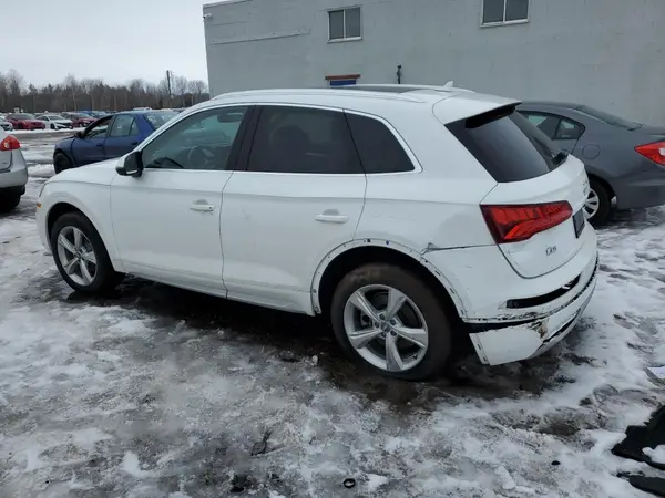 WA1BNAFY7K2120232 2019 AUDI Q5 - Image 2