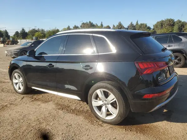 WA1BNAFY7K2126581 2019 AUDI Q5 - Image 2