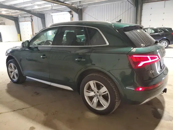 WA1BNAFY7K2128797 2019 AUDI Q5 - Image 2