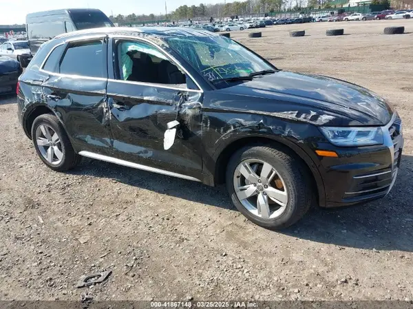 WA1BNAFY7K2133935 2019 AUDI Q5 - Image 1