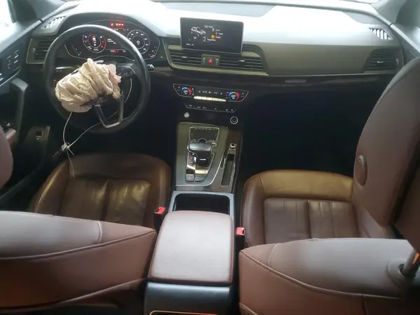 WA1BNAFY7K2135023 2019 AUDI Q5 - Image 8