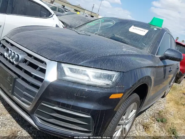 WA1BNAFY7K2142375 2019 AUDI Q5 - Image 2