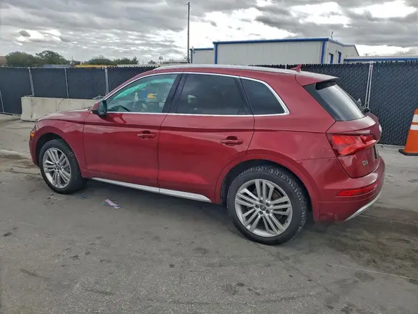 WA1BNAFY7L2001985 2020 AUDI Q5 - Image 2