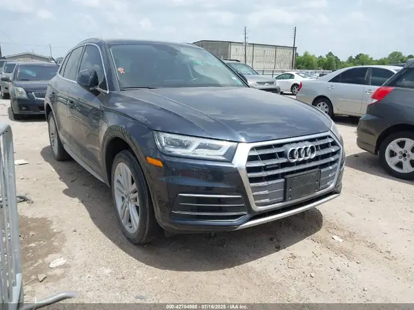 WA1BNAFY7L2020441 2020 AUDI Q5 - Image 1